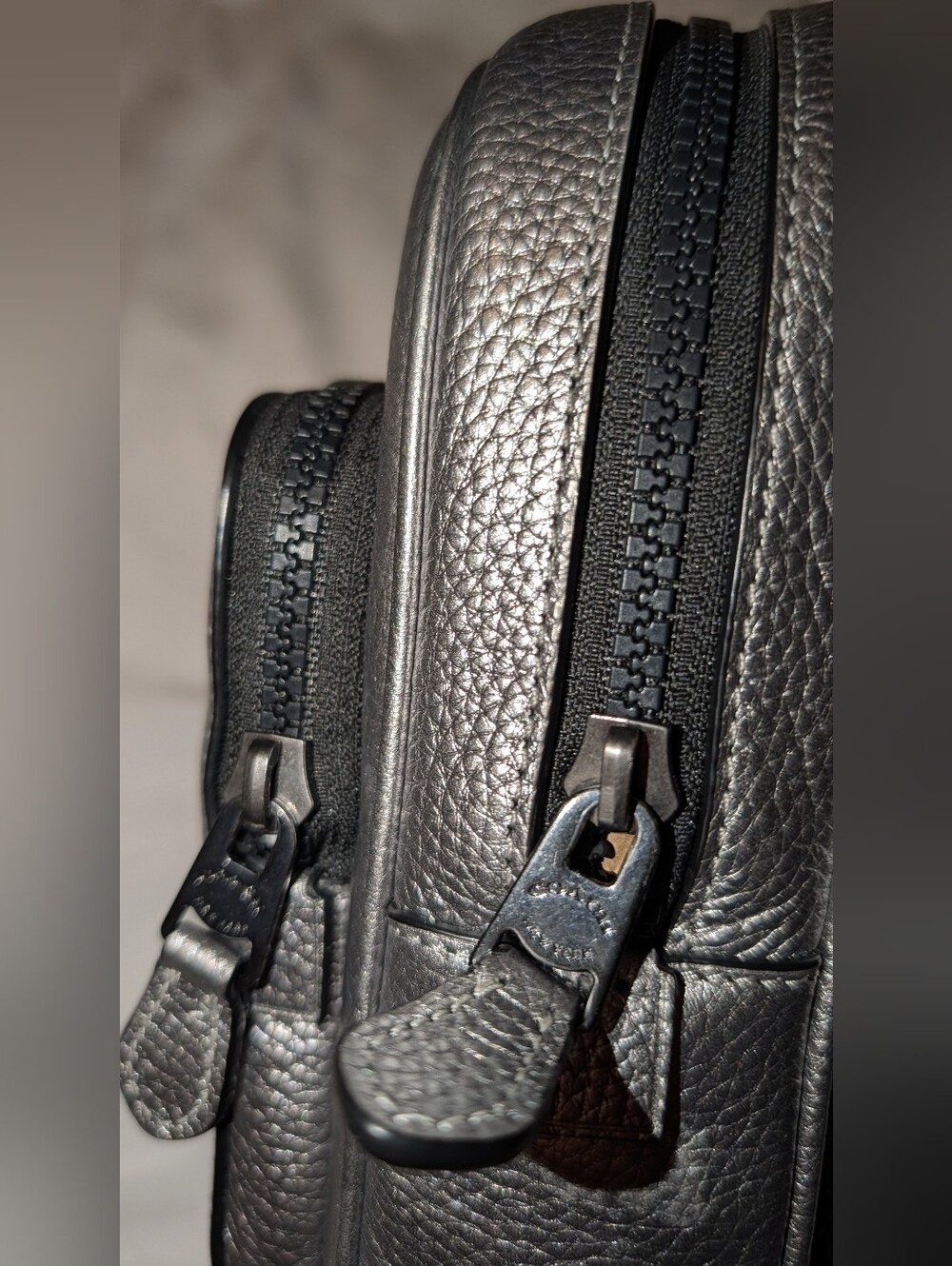Coach Track Pack 14 Crossbody Sling Bag Metallic Ash Silver CP141 VGUC - Picture 7 of 12